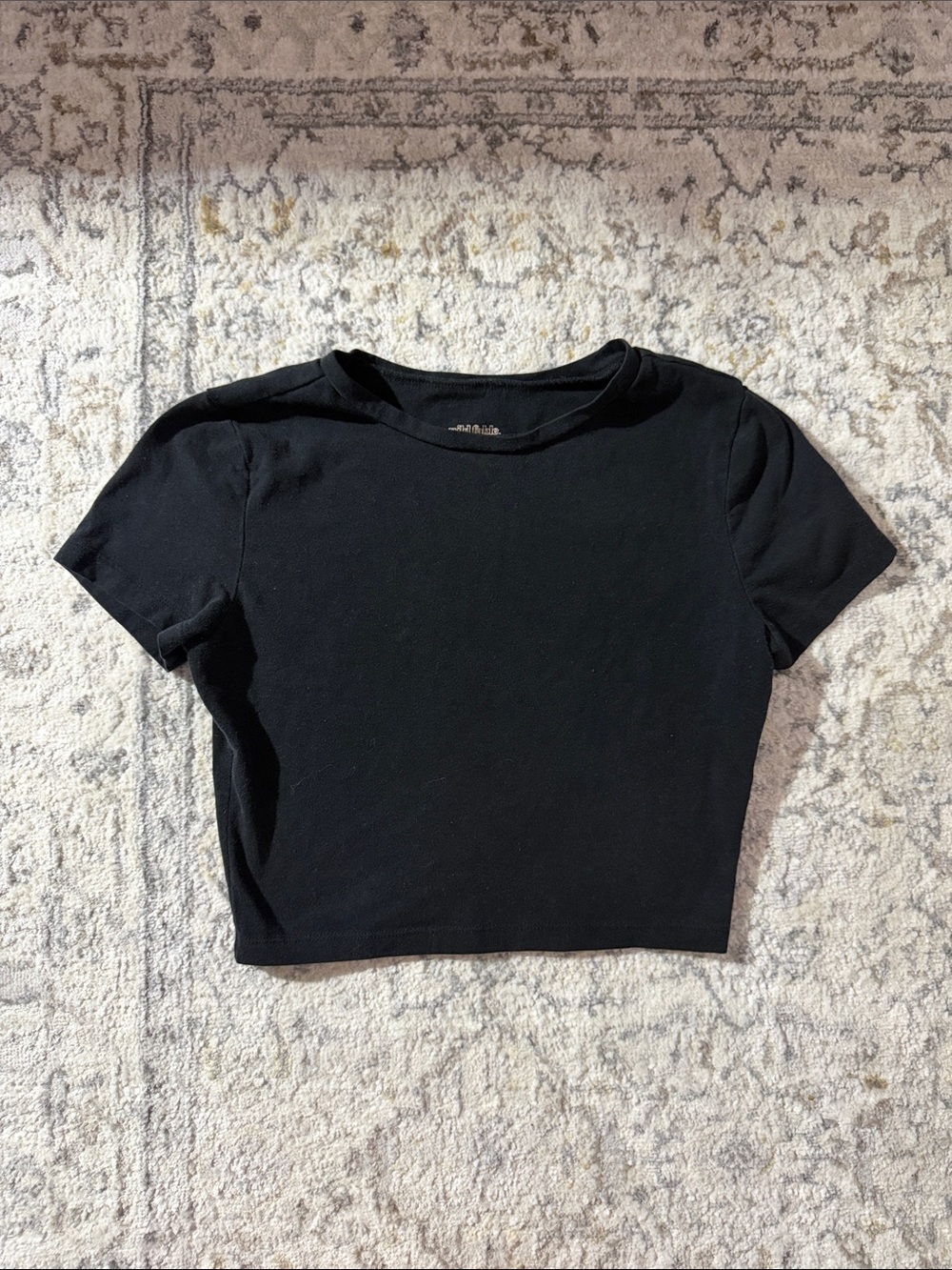 Classic Black Women's Crewneck Crop Top